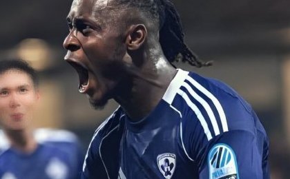 Slovénie : Orphé Mbina buteur pour sa première en Slovénie malgré la défaite de Maribor