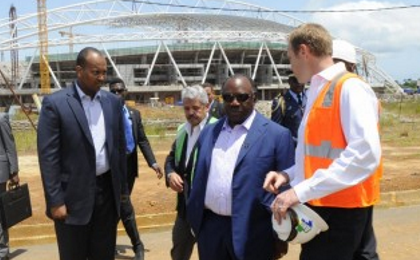 Le Président entame sa deuxième visite des chantiers de la CAN