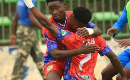 National-Foot 1 – 25e journée : 19 buts et des positions qui basculent