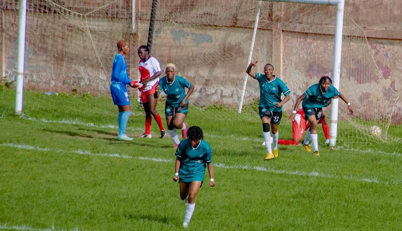 National Foot Féminin : les Akandaises corrigent à domicile les bitamoises de l'USB