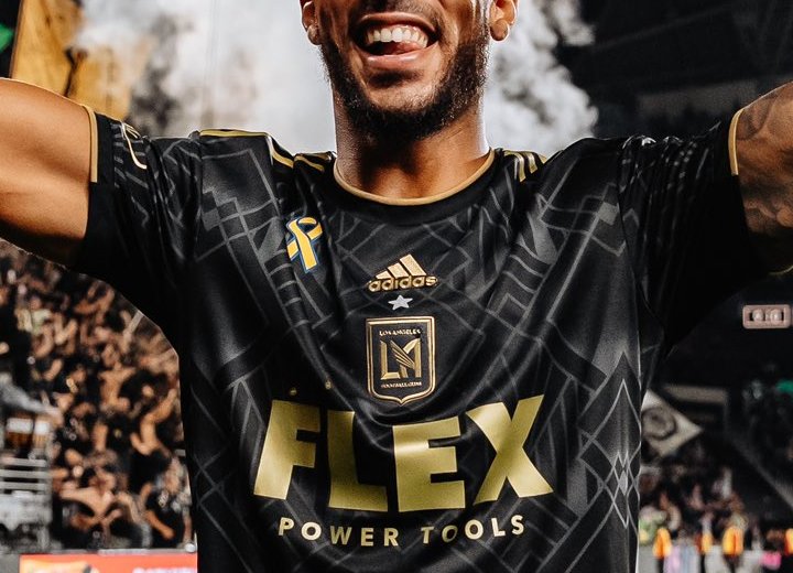 Major League Soccer : Denis Bouanga termine soulier d'or de la saison régulière