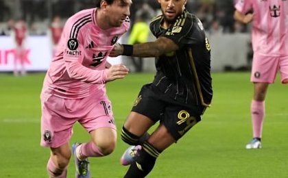 Ligue des champions CONCACAF : Denis Bouanga et le LAFC dominent l'Inter Miami de Lionel Messi