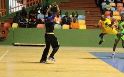 Championnat national junior de handball : Batavéa et Sup Management qualifiés pour les demi- finales