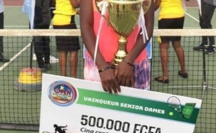 La gabonaise Celestine Avomo, reine de l'Open de tennis d'Ebolowa