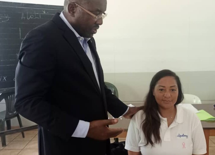 Audrey Aloli prend les commandes de la ligue de volleyball de l'Estuaire