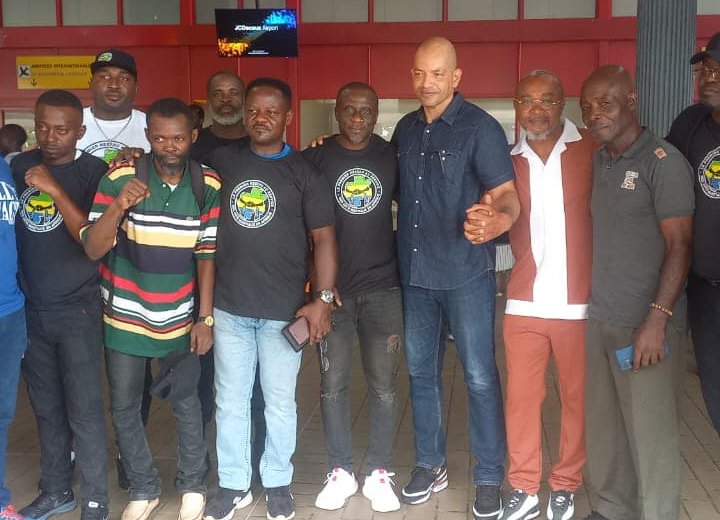 Le retour triomphal de Jean-Marc Koumba : Stage de kickboxing gratuit à la Baie des Rois
