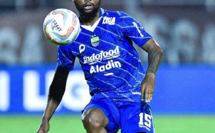 Levy Madinda débloque son compteur de but en Indonésie après un long passage à vide
