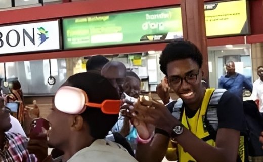 Afrobasket U18 : Tombées en finale zonale, les Panthères du Gabon célébrées à leur retour à Libreville