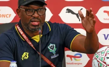 Panthères du Gabon : Thierry Mouyouma réclame ses impayés, la Fégafoot sous pression