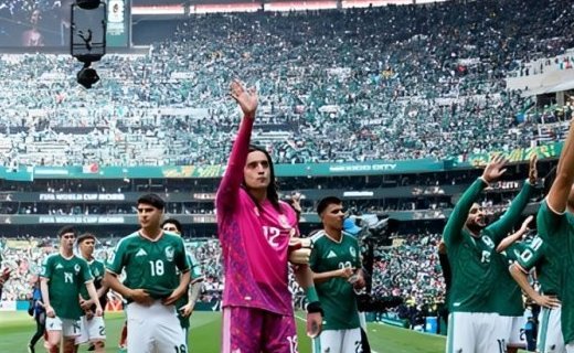 Mondial 2026 : Le Mexique réussit son entrée en compétition face à l'Afrique du Sud réduite à 9
